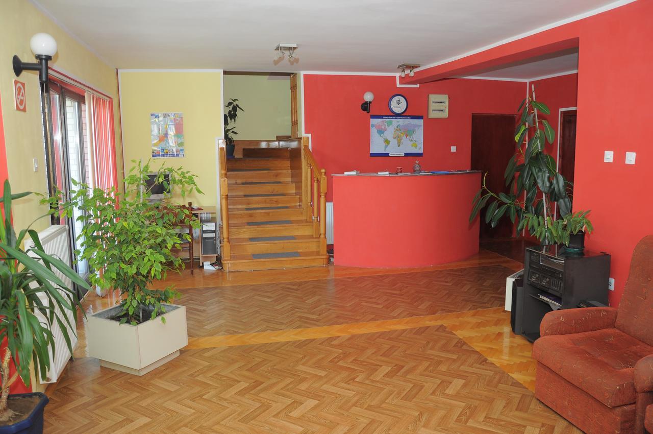 Smestaj - Sobe Marvel Ni Exterior foto